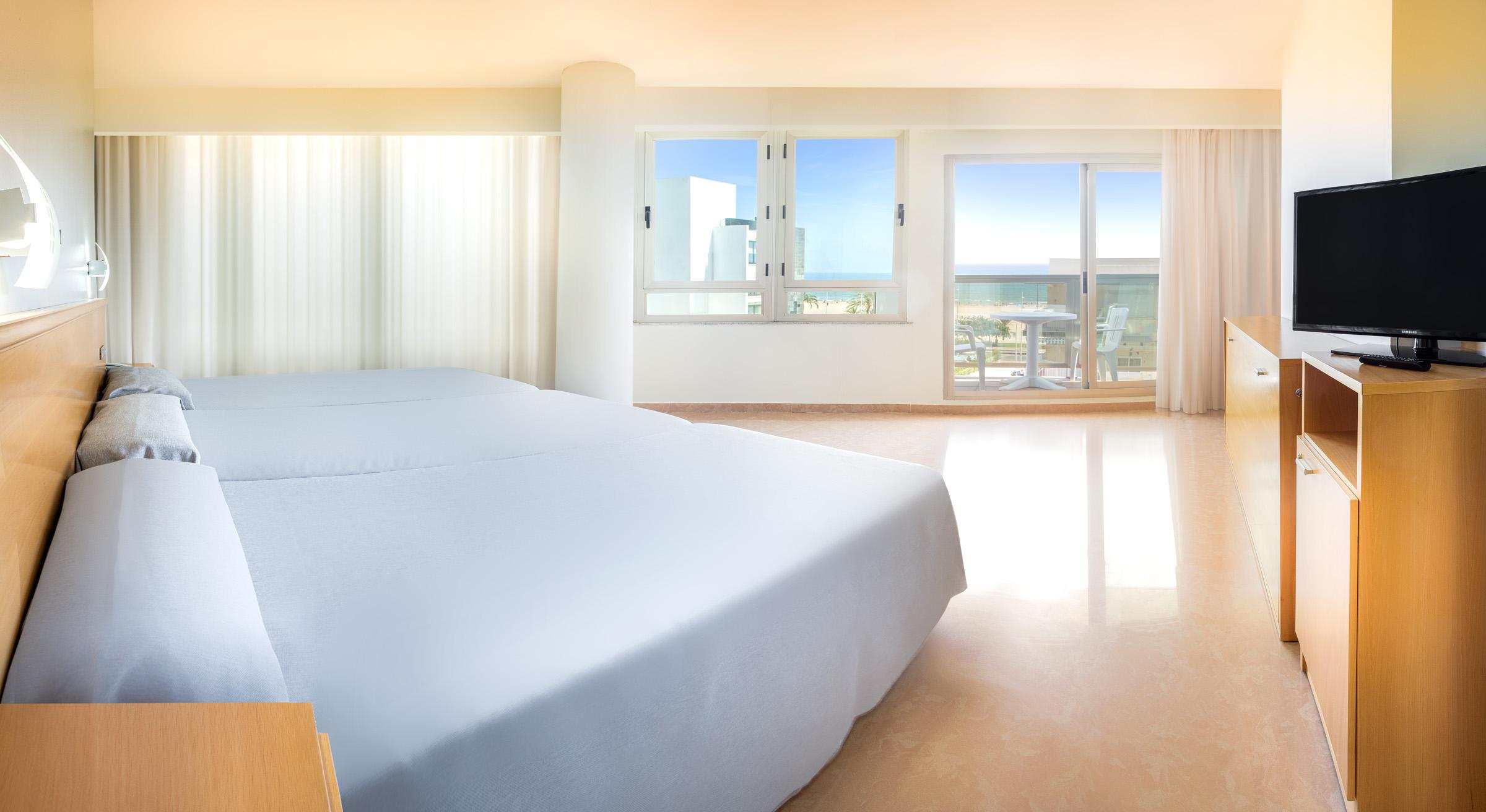 Hotel Rh Gijon & Spa กันดิอา ภายนอก รูปภาพ