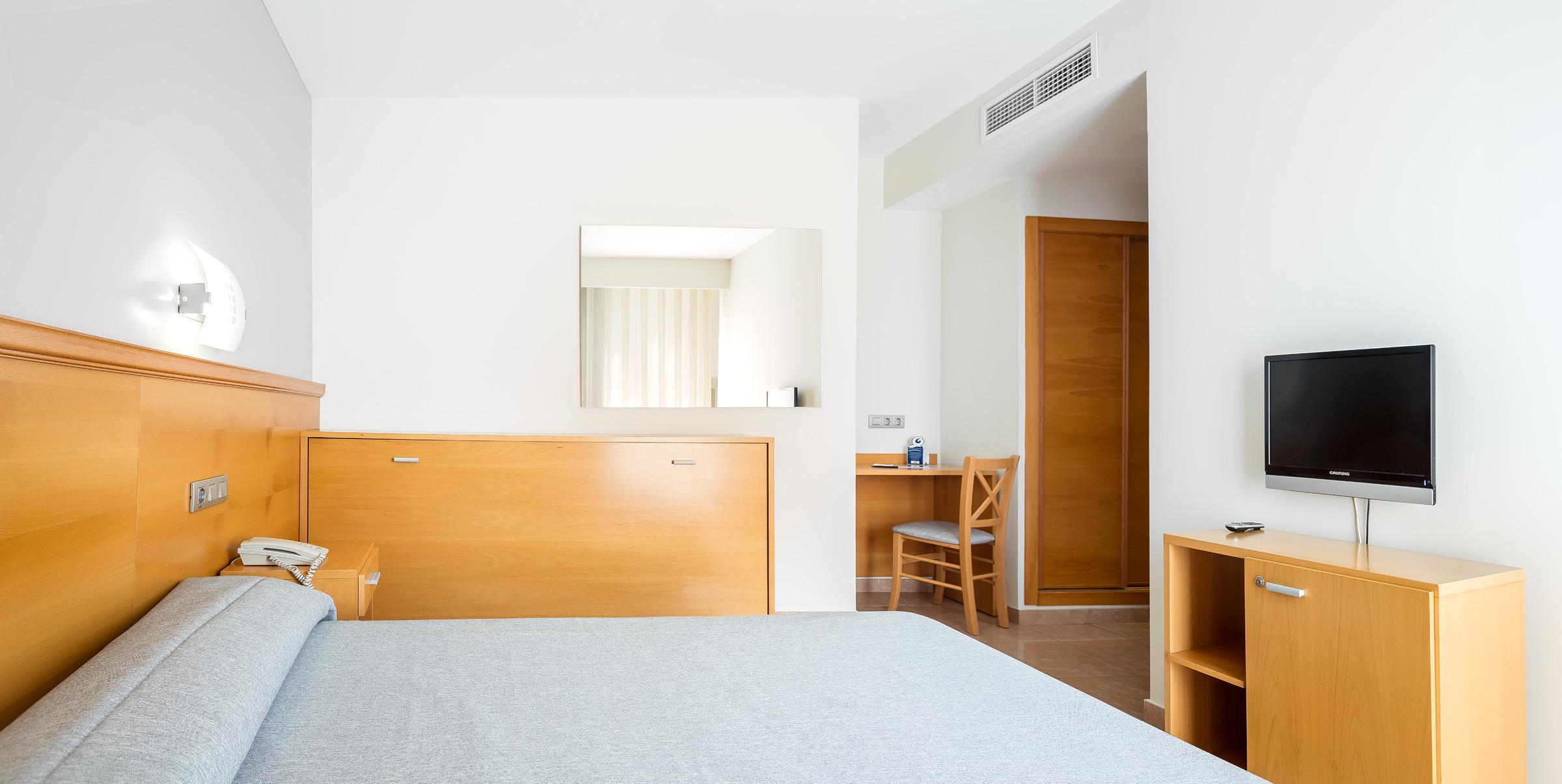 Hotel Rh Gijon & Spa กันดิอา ภายนอก รูปภาพ