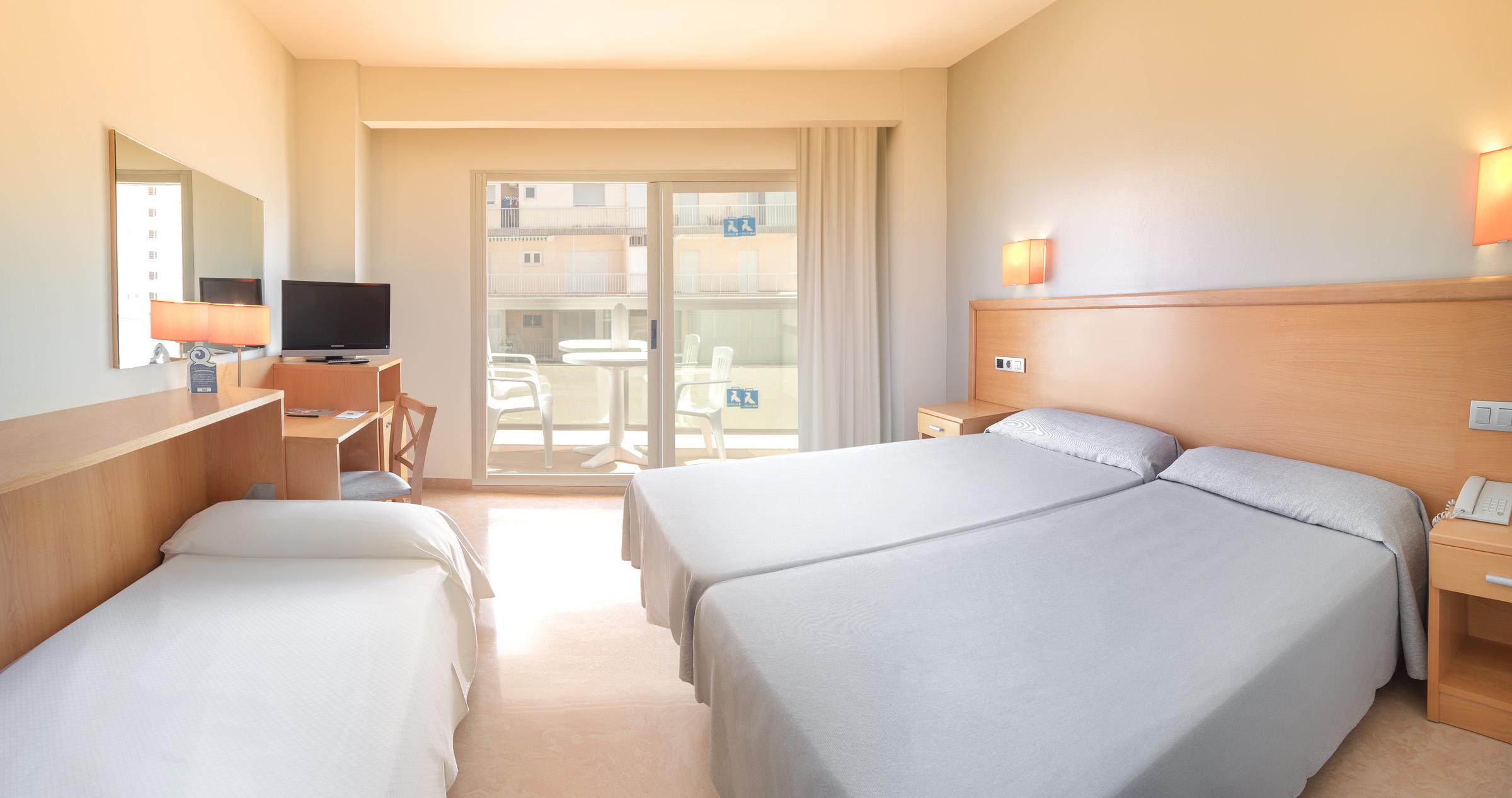 Hotel Rh Gijon & Spa กันดิอา ภายนอก รูปภาพ