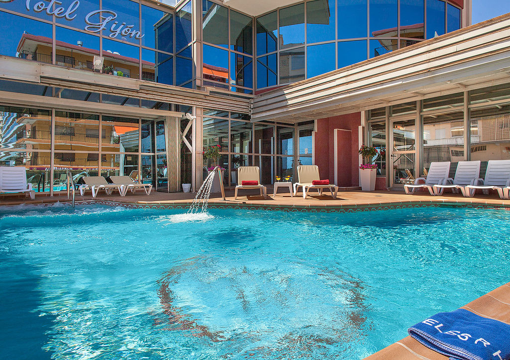 Hotel Rh Gijon & Spa กันดิอา ภายนอก รูปภาพ