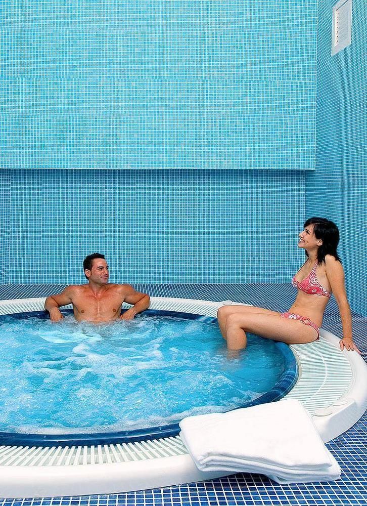 Hotel Rh Gijon & Spa กันดิอา ภายนอก รูปภาพ